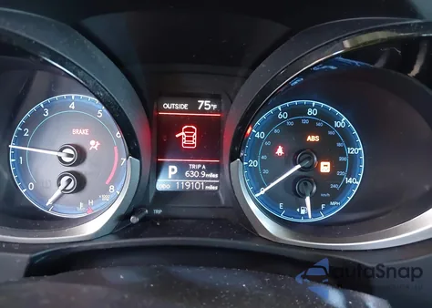 2014 Toyota Corolla S Premium z USA, uszkodzony, nr VIN 5YFBURHE3EP045111